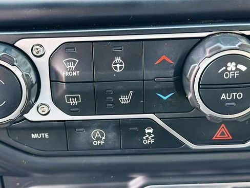 Used 2019 Jeep Wrangler Unlimited Rubicon AWD/4WD image 21
