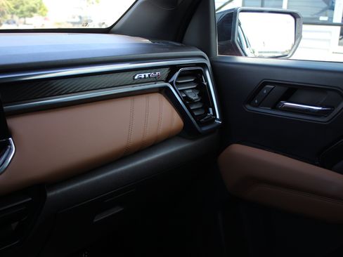Used 2023 GMC Canyon AT4 w/ Technology Package AWD/4WD image 42