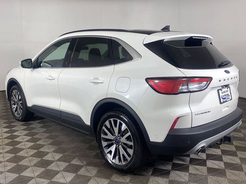 Used 2020 Ford Escape Titanium AWD/4WD image 31