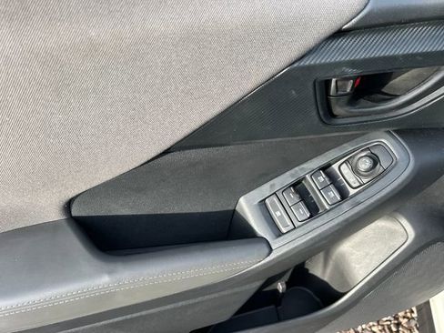 Used 2024 Subaru Crosstrek 2.0i Premium image 27
