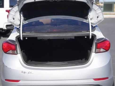 Used 2015 Hyundai Elantra SE w/ Option Group 02 image 30