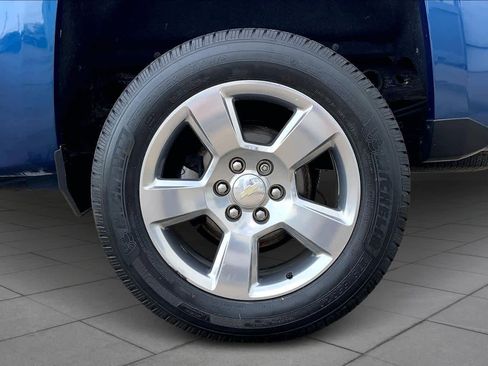 Used 2018 Chevrolet Silverado 1500 LT w/ Texas Edition image 12