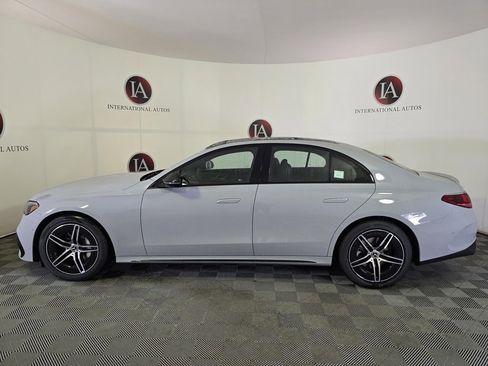 Used 2026 Mercedes-Benz E 350 4MATIC Sedan image 6