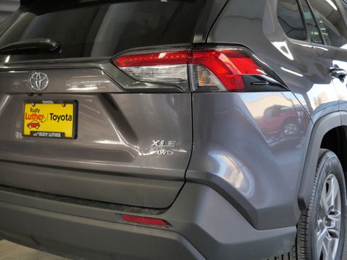 Certified 2024 Toyota RAV4 XLE w/ Convenience Package image 18