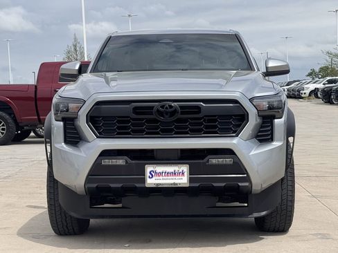 Used 2024 Toyota Tacoma TRD Off-Road image 7
