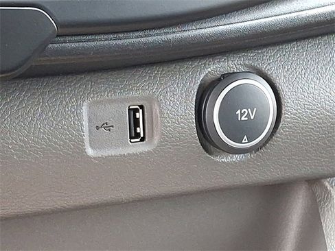 Used 2020 Ford Transit 250 Low Roof AWD image 27