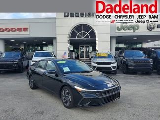 Used 2025 Hyundai Elantra Sport FWD video 1