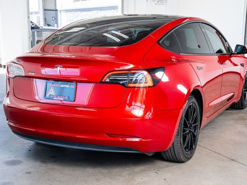 Used 2023 Tesla Model 3 Standard Range image 6