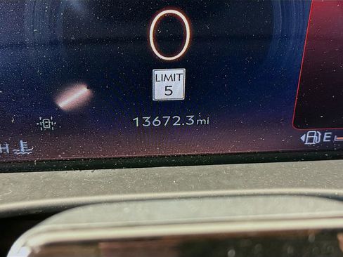 Used 2025 Lincoln Aviator Reserve w/ Jet Appearance Package image 32