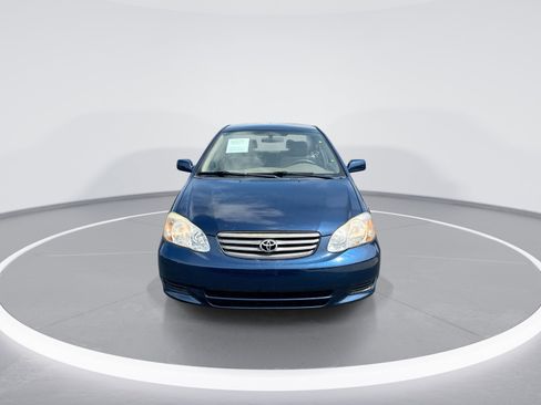 Used 2004 Toyota Corolla LE FWD image 3