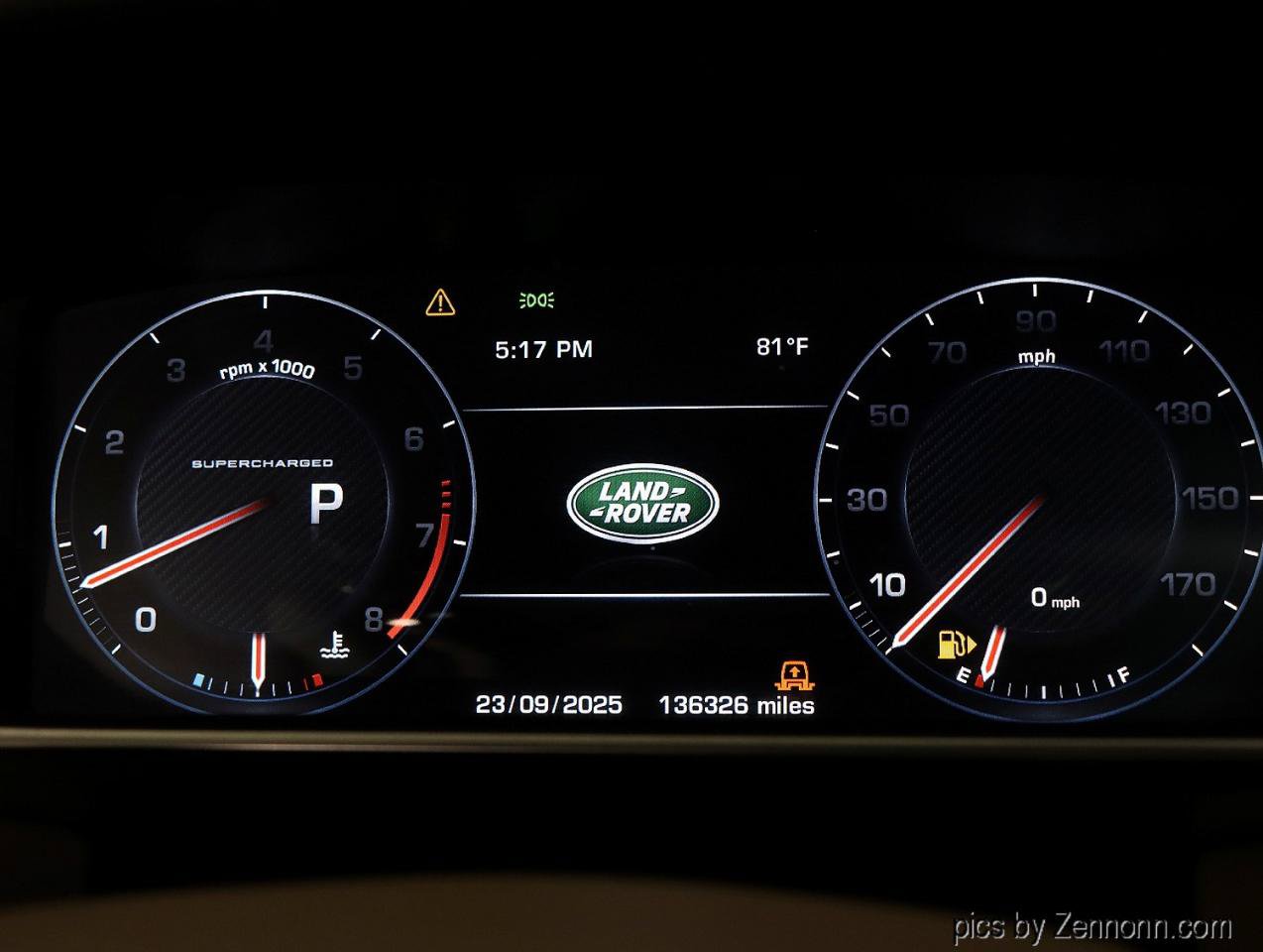 Used 2016 Land Rover Range Rover Supercharged AWD/4WD image 18