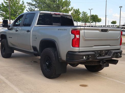 Used 2024 Chevrolet Silverado 2500 ZR2 w/ ZR2 Bison Edition AWD/4WD image 8