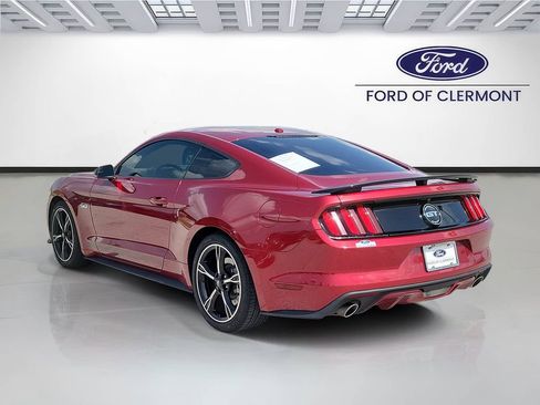 Used 2016 Ford Mustang GT Premium RWD image 3