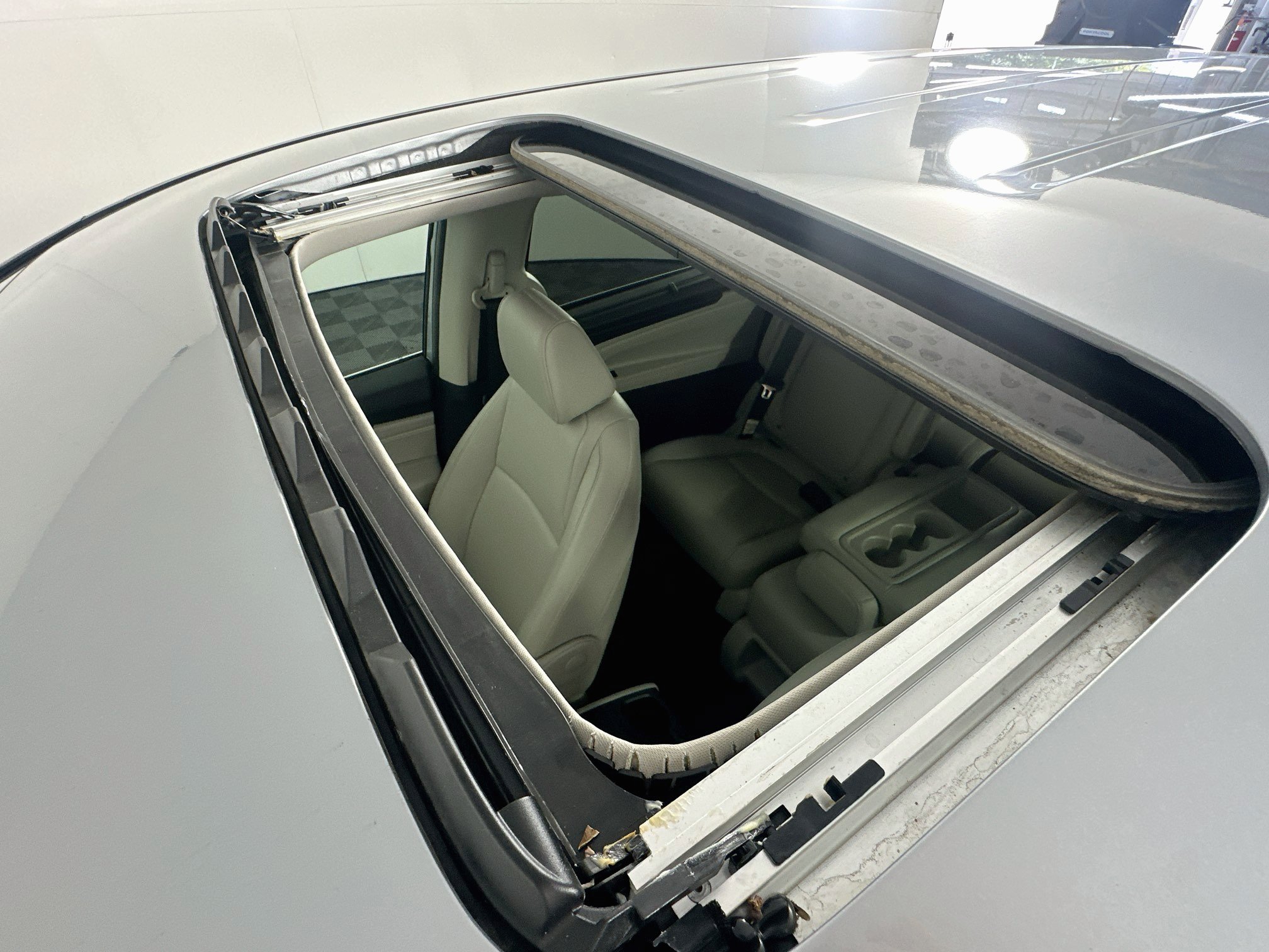 Used 2025 Honda Odyssey EX-L image 24