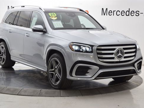 Used 2025 Mercedes-Benz GLS 450 GLS 450 image 8
