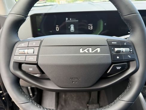 New 2026 Kia Sportage S image 29