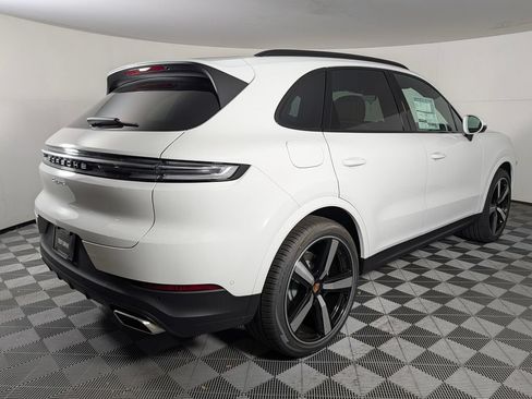 New 2026 Porsche Cayenne AWD/4WD image 7