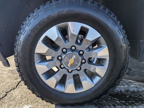 Certified 2025 Chevrolet Silverado 2500 Custom w/ Custom Convenience Package image 11