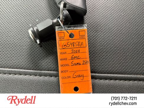 Used 2024 GMC Sierra 2500 SLT w/ SLT Premium Package image 21