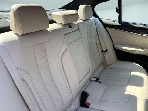 Certified 2023 BMW M550i xDrive w/ Executive Package AWD/4WD image 30