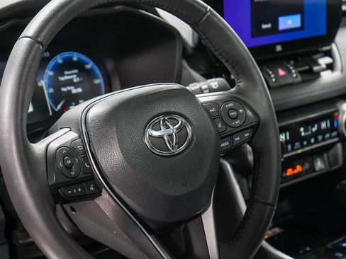 Used 2023 Toyota RAV4 XSE AWD/4WD image 21