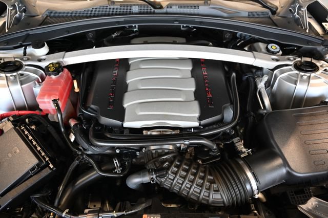 Used 2017 Chevrolet Camaro SS RWD image 35