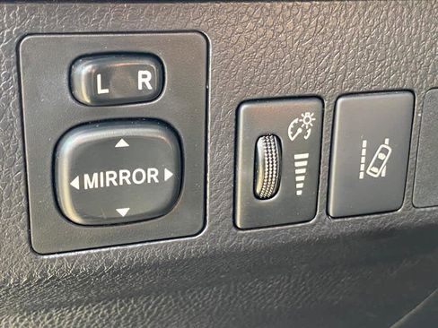 Used 2017 Toyota RAV4 XLE image 10