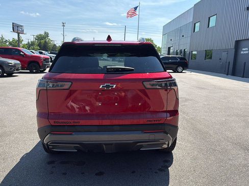 Used 2025 Chevrolet Equinox ACTIV AWD/4WD image 4