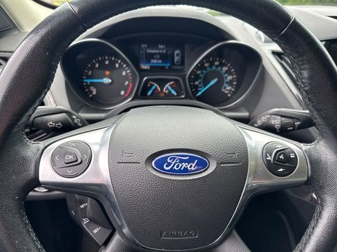 Used 2015 Ford Escape Titanium AWD/4WD image 17