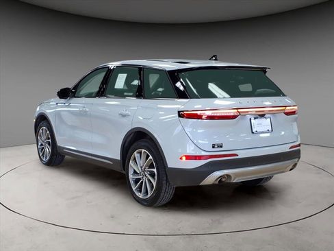 Certified 2025 Lincoln Corsair Premiere w/ Equipment Group 101A image 3