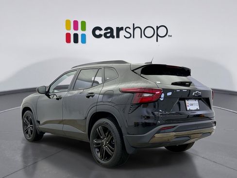 Used 2025 Chevrolet Trax ACTIV w/ Driver Confidence Package image 3