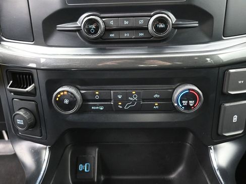 Used 2023 Ford F150 Lariat image 9