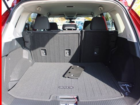 Certified 2025 Nissan Rogue S image 11