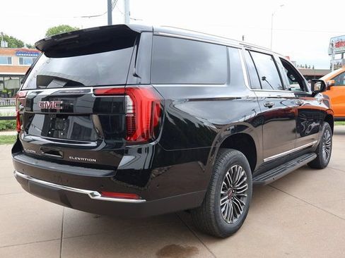 New 2026 GMC Yukon XL Elevation w/ Elevation Premium Package AWD/4WD image 6