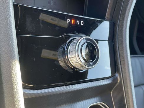 New 2025 Jeep Grand Cherokee L Limited image 9