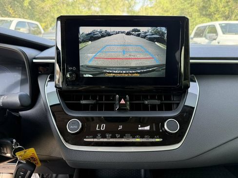 Used 2026 Toyota Corolla LE FWD image 6