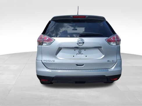 Used 2016 Nissan Rogue SL w/ SL Premium Package AWD/4WD image 5