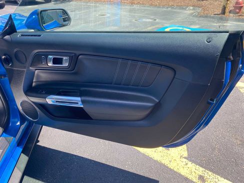 Used 2019 Ford Mustang GT Premium RWD image 34