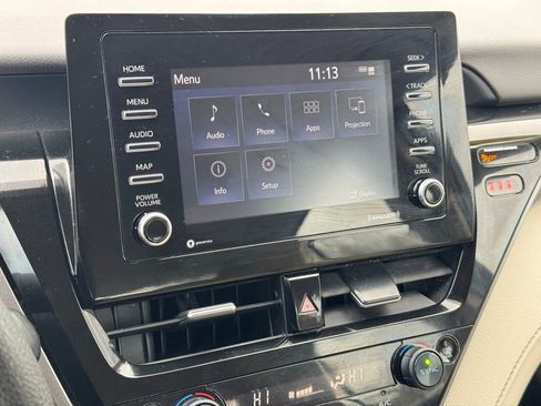 Used 2023 Toyota Camry LE image 27