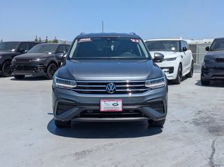 Used 2023 Volkswagen Tiguan SE FWD video 2