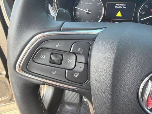 Used 2023 Buick Envision Avenir AWD/4WD image 28