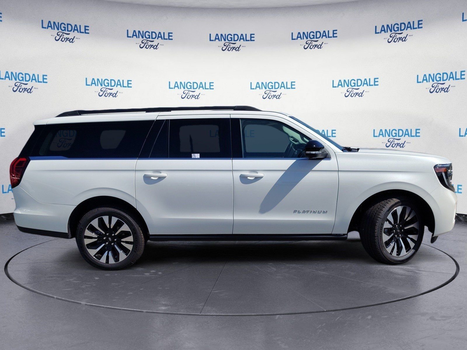New 2027 Ford Expedition Max Platinum w/ Driver's Package AWD/4WD image 3