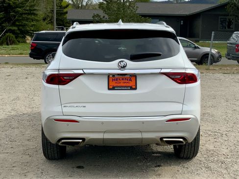 Used 2022 Buick Enclave Premium AWD/4WD image 4