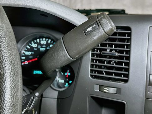 Used 2011 Chevrolet Silverado 1500 W/T AWD/4WD image 15