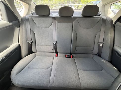 Used 2025 Kia K4 FWD image 37
