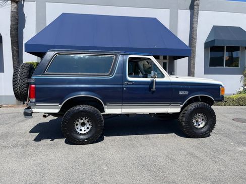 Used 1989 Ford Bronco AWD/4WD image 4