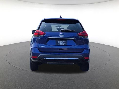Used 2018 Nissan Rogue S FWD image 6