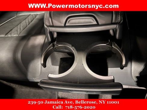 Used 2020 BMW 740i w/ M Sport Package image 43