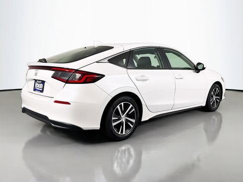 Certified 2024 Honda Civic LX image 5