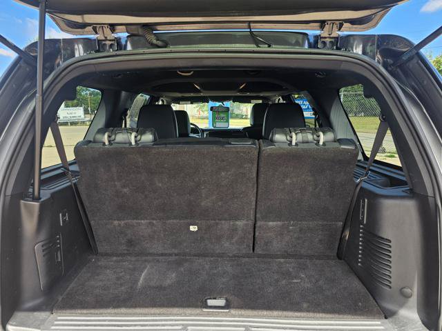 Used 2016 Ford Expedition XLT w/ Equipment Group 202A AWD/4WD image 6